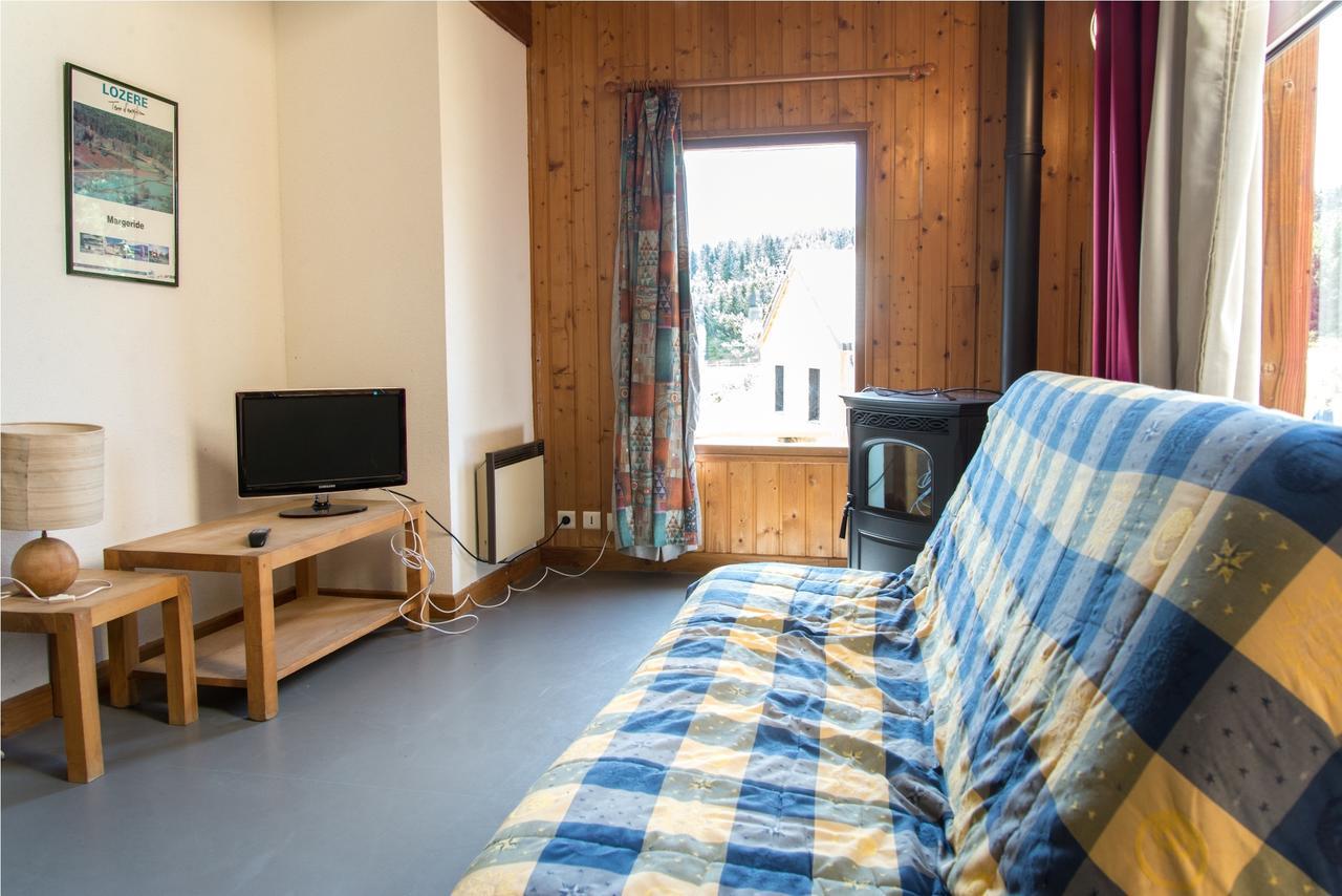 Village De Gites Des Bouviers Saint-Denis  Room photo