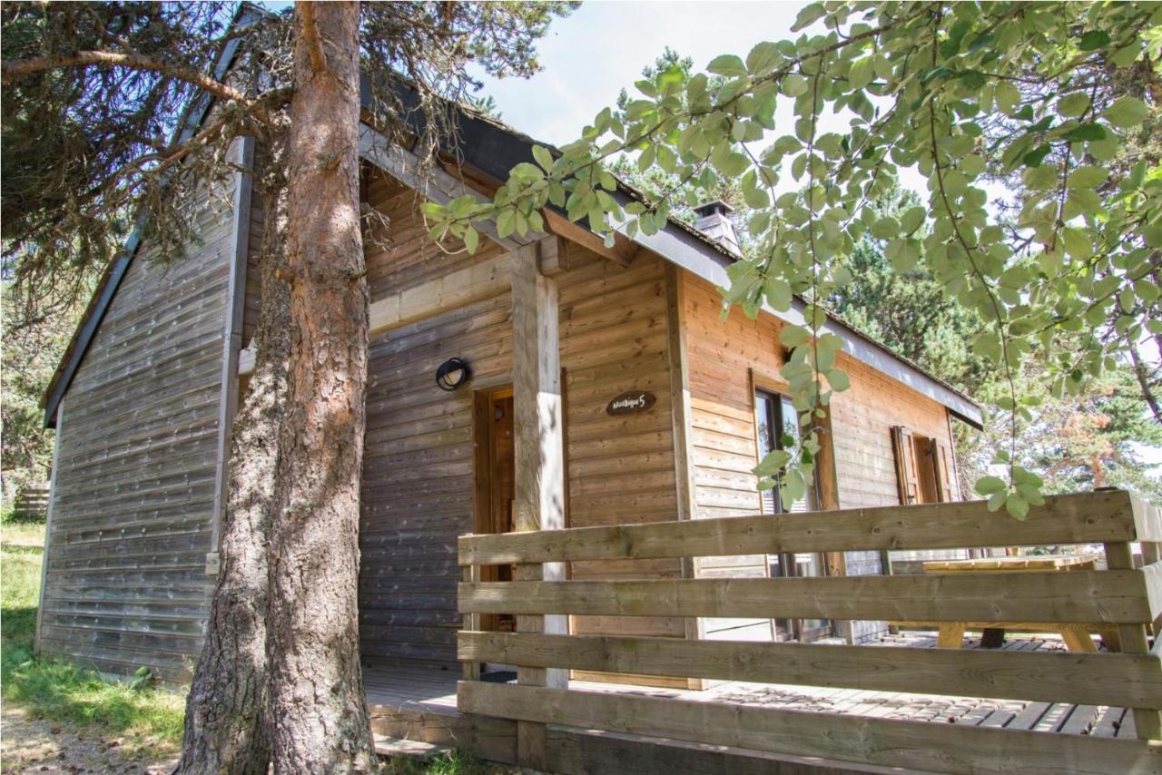 Village De Gites Des Bouviers Saint-Denis  Exterior photo