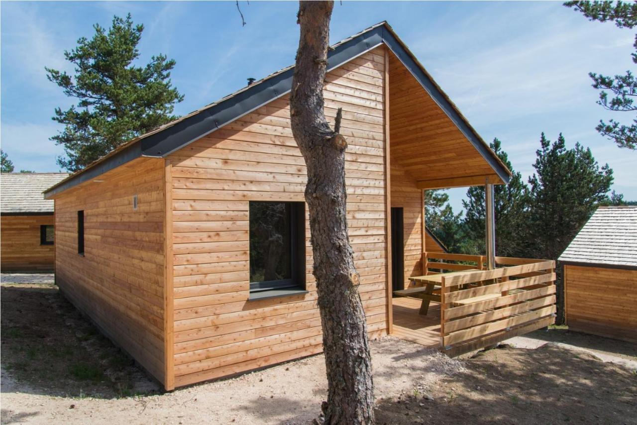 Village De Gites Des Bouviers Saint-Denis  Exterior photo